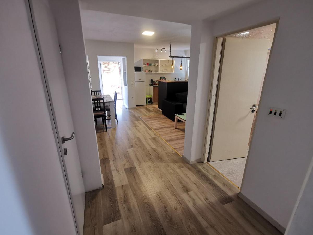 Appartamento Fa-Ni Novaglia Esterno foto